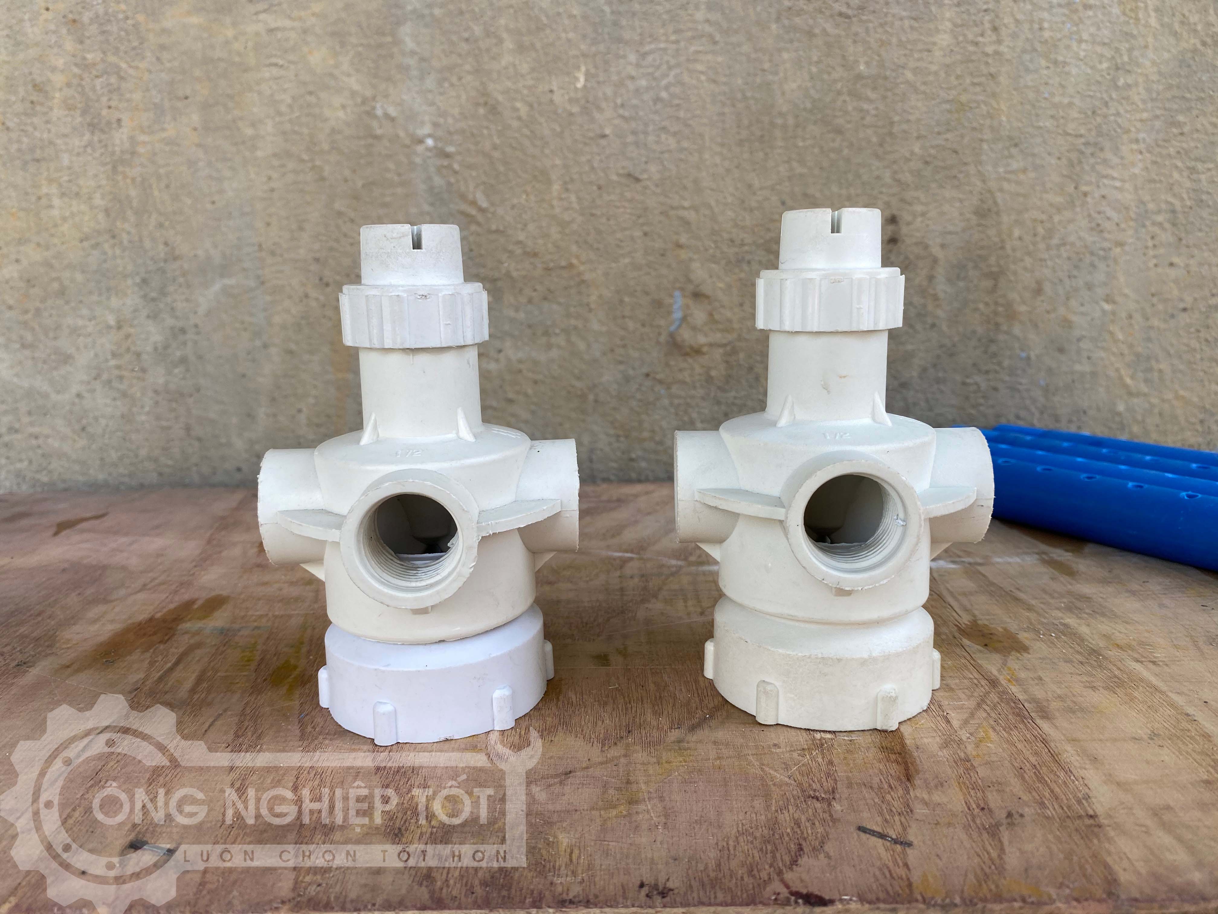 Đầu phun nhựa (bộ chia nước) 49/21 